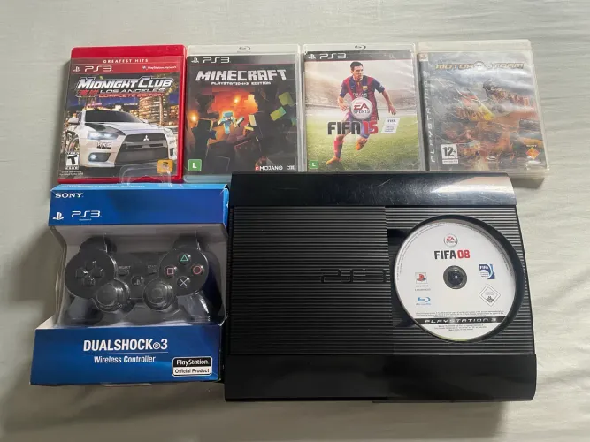 Vendo PS3 Super Slim Desbloqueado 500GB + Jogos + Controle