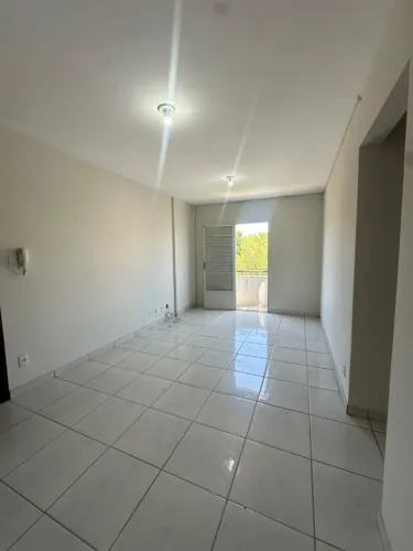 Alugo Apartamento 2 quartos| Morada do Sol