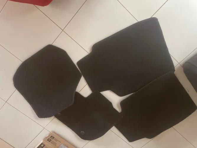 Jogo tapetes para carro HRV