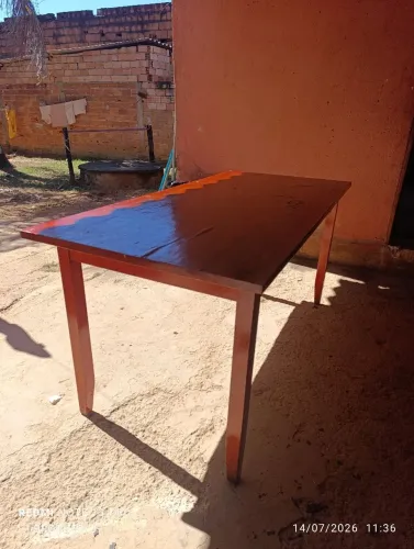 Mesa de madeira grande usada 200 reais