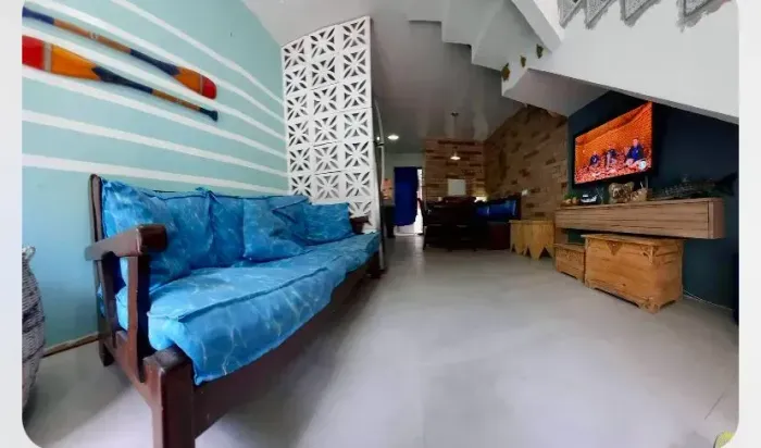 CASA COM 2 QUARTOS EM ITACURUSSÁ