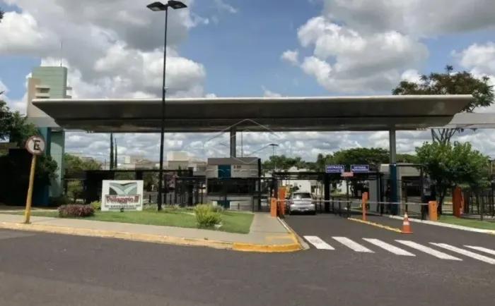RESIDÊNCIA COM 02 LOTES- VILLAGGIO III