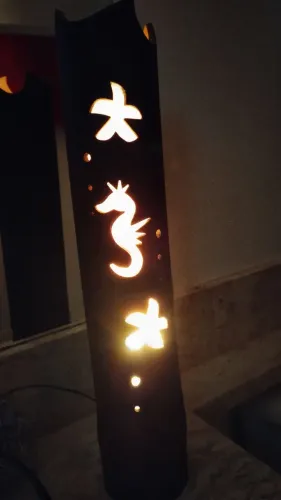 Luminária em eucalipto