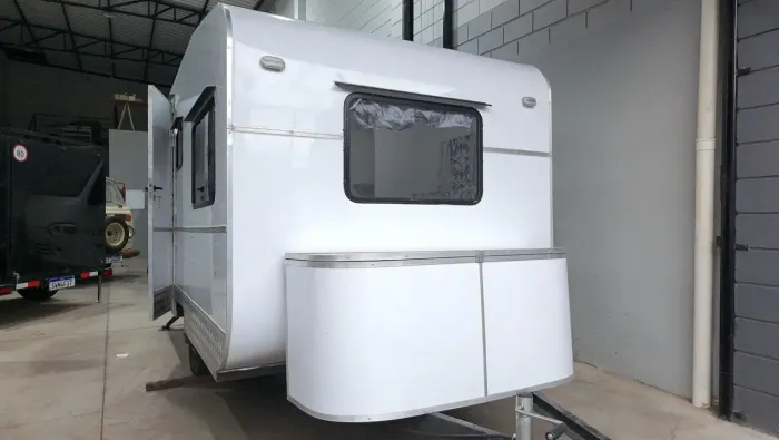 Trailer Camper para 4 pessoas 