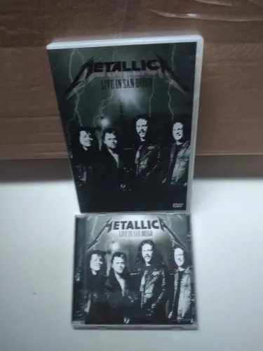 CD + Dvd/ disco Metálica(Live in San Diego)