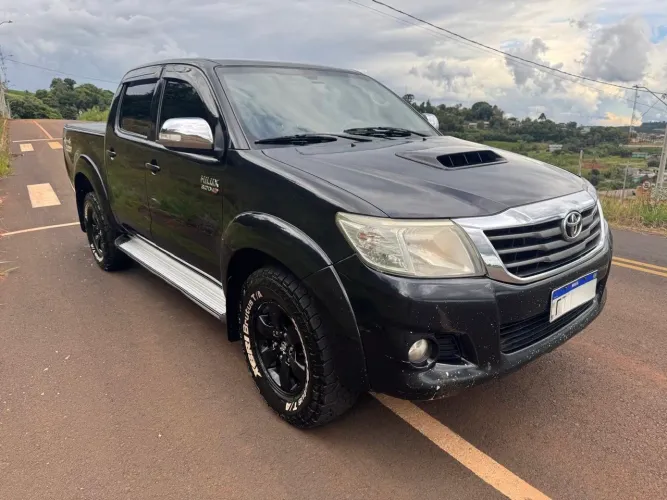 Toyota Hilux CD SRV D4-d 4X4 3.0 TDI Diesel AUT 2014