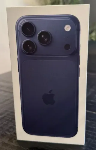 Iphone 17 pro max 256gb -Americano LACRADO (AZUL)