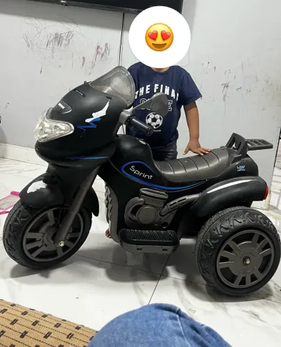 Moto elétrica infantil - 12V , Bateria recarregável 