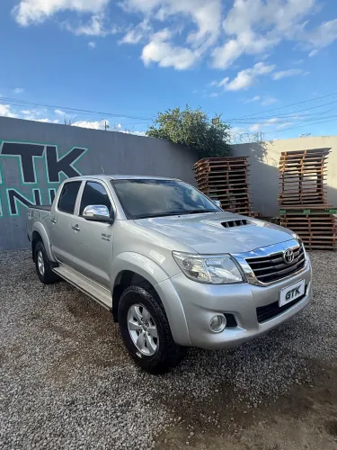 Toyota Hilux CD SRV D4-d 4X4 3.0 TDI Diesel AUT 2012