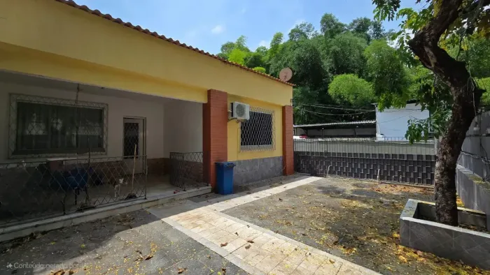 FREGUESIA CASA LINEAR 6 QTS 3 SUIEST 650M2 DE AREA CONSTRUIDA USO COMERCIAL OU RESIDENCIAL