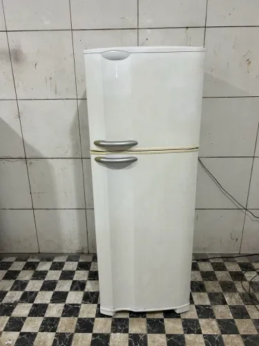 Geladeira Electrolux frost free               Entrega gratuita 