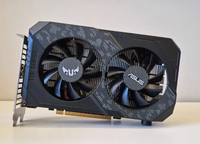 Placa de Vídeo Asus GTX 1660 Ti 6GB Dual Fan OC TUF Gaming