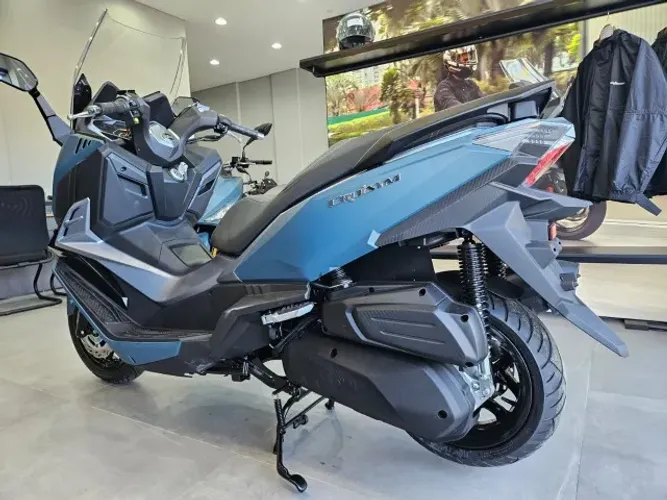 CRUISYM 300 2027 0KM - Ana