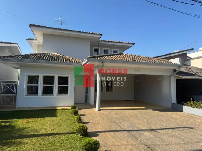 Casa para locação no Condomínio Jardim América em Vinhedo com piscina e 3 suítes