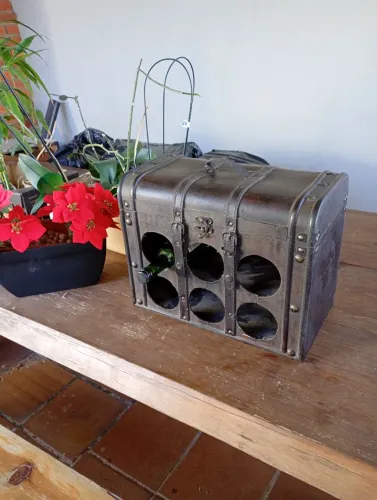 Porta vinho Retrô