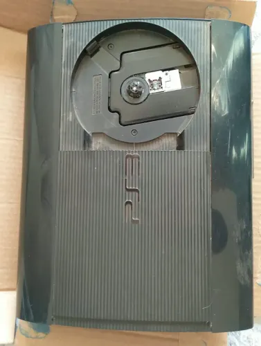 Playstation 3 Usado (controle necessita de reparo)
