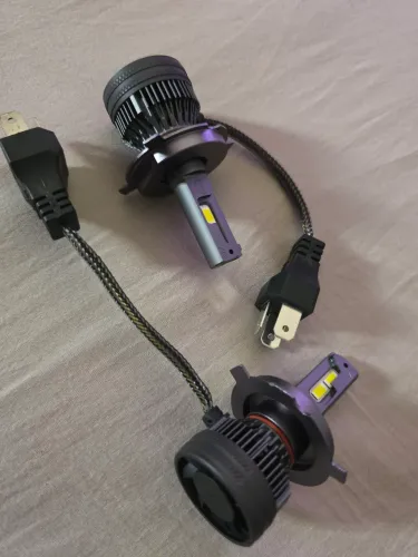 Farol Alto e Baixo de Led H4/9003/HB2 Hynbyzj