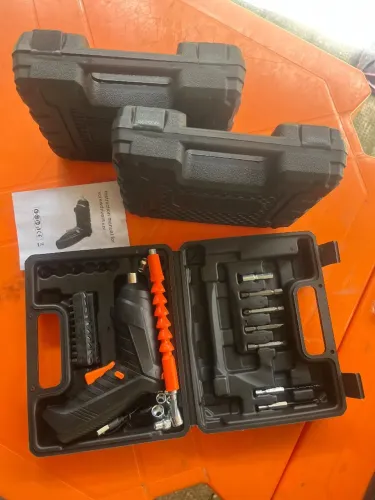 Kit Parafusadeira Elétrica Sem Fio Chave Fenda Philips 47em1 Cor Preto