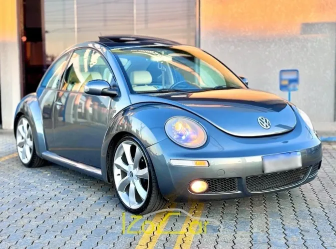 Volkswagen New Beetle 2.0 MI Mec./aut. 2010