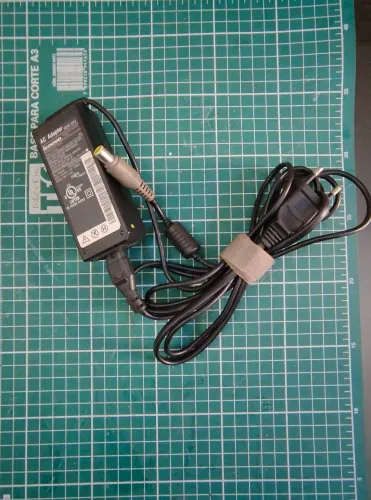 Carregador Lenovo Notebook