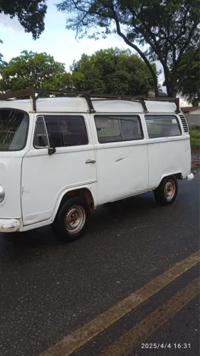 Volkswagen Kombi Standard/ Luxo/ Serie Prata 2001