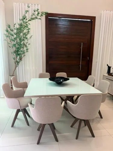 Mesa de Jantar Obs: Não inclui às Cadeiras