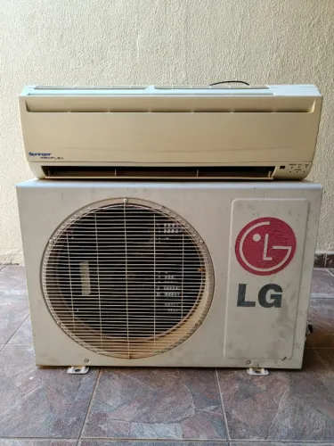 Ar-condicionado Split Springer + LG (para peças ou conserto)