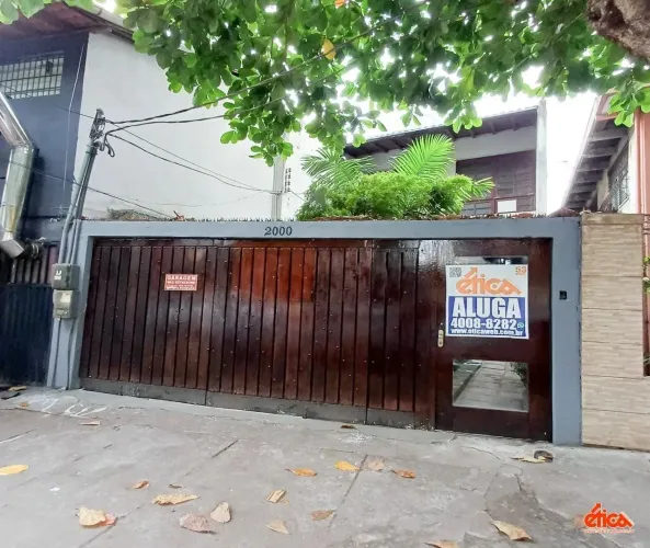 Amplo Imóvel para fins comerciais em 03 pavimentos e 03 vagas de garagem - COD 1324