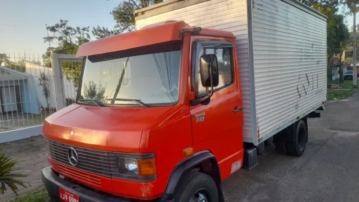 Mercedes 710