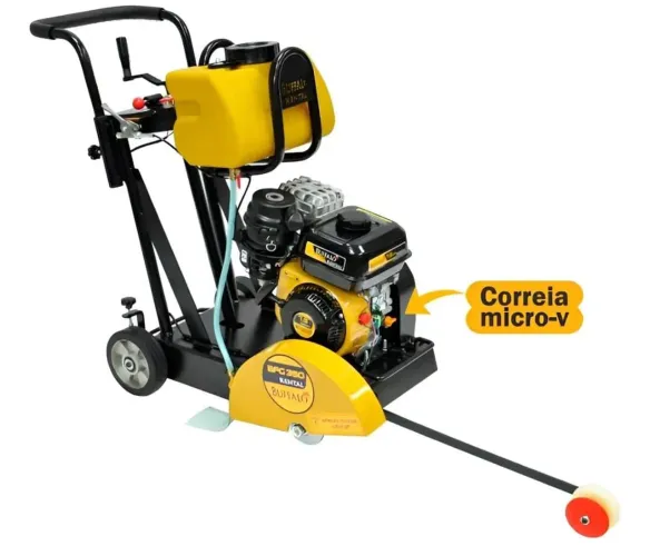 Máquina de cortar piso seminova 