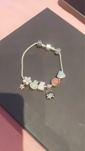 Pulseira de prata 925 com 06 berloques