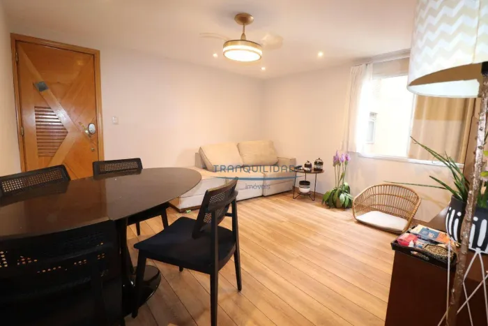 Apartamento com 2 dormitórios para alugar, 65 m² por R$ 3.298,00/mês - Vila Andrade - São