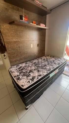 Cama Box Solteiro com colchão de molas