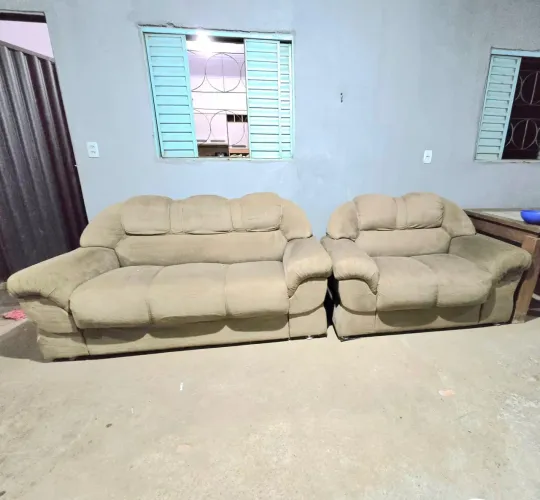 Sofá com 2 lugares e 3 lugares 