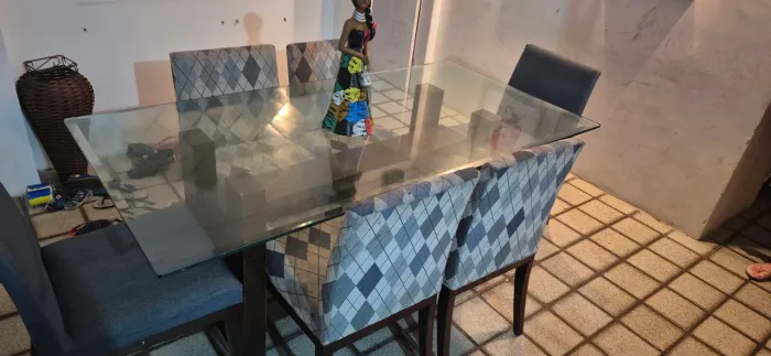Conjunto mesa de sala 6 lugares