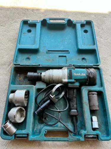 Makita TW1000 220v