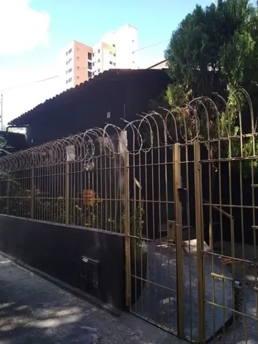 Casa com 1 dormitório para alugar, 109 m² por R$ 3.383,56/mês - Dionisio Torres - Fortalez
