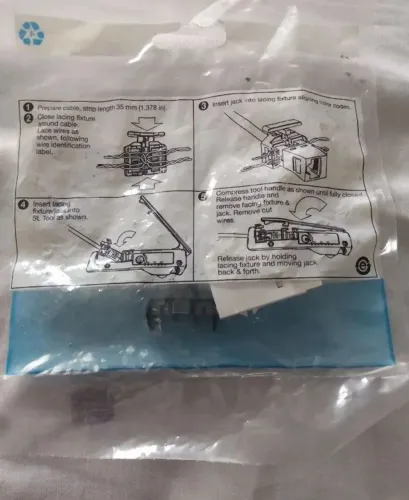 Conector Fêmea Keystone RJ45 Cat6 SL110 CommScope AMP Novo