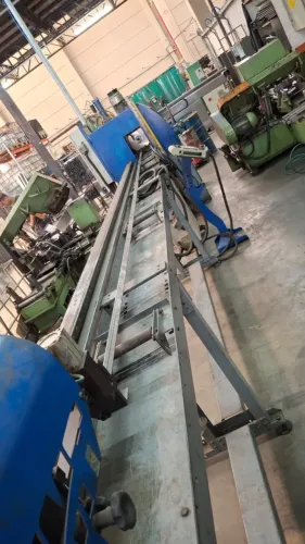 Maquina de corte EMT Automática