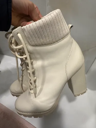 Bota TAM. 36 Arezzo
