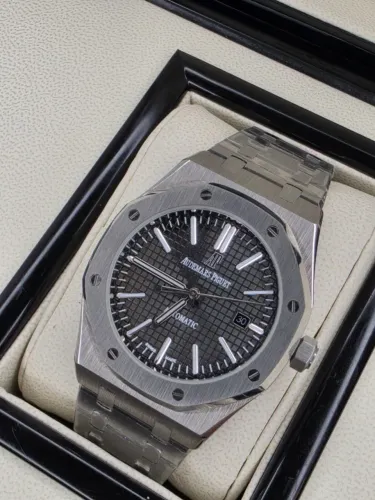 Relogio Audemars Piguet Royal Fundo Preto Automatico Safira LINHA AAA EM 10X SEM JUROS