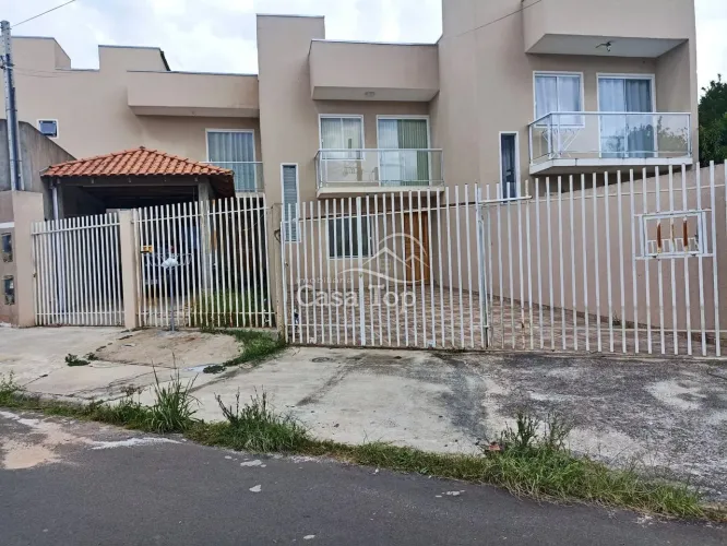 Sobrado à venda no Jardim Carvalho