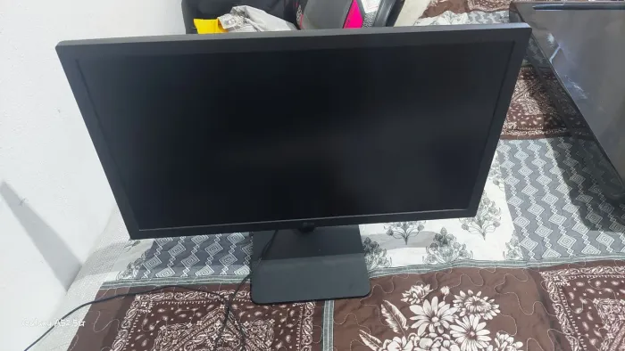 Monitor LG de 22 polegadas
