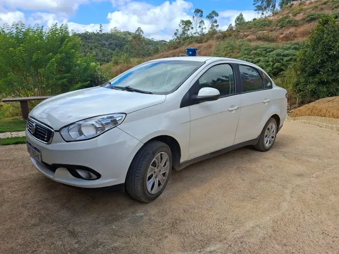 Fiat Grand Siena Attrac. 1.4 EVO F.flex 8V 2018