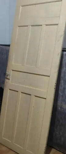 Vendo 4 portas de madeira pura