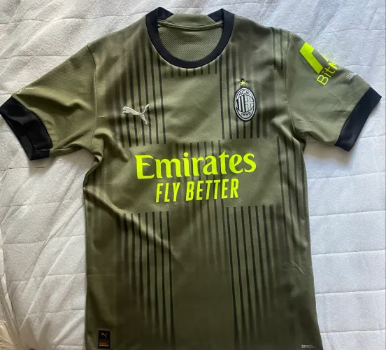 Camisa AC Milan Puma Original - Terceiro Uniforme 22/23 (Tamanho P)
