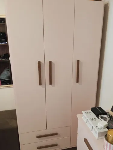 Guarda roupa infantil lindo novinho