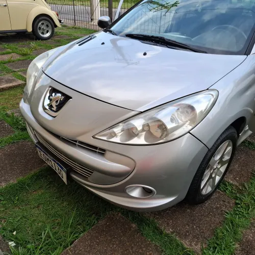 Peugeot 207 XR Sport 1.4 Flex 8V 5P 2011