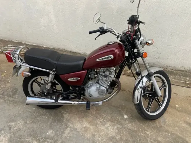 Suzuki Intruder 125 Original