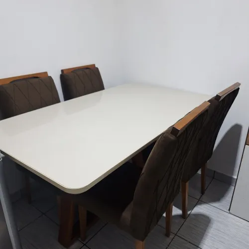 Mesa 6 cadeiras